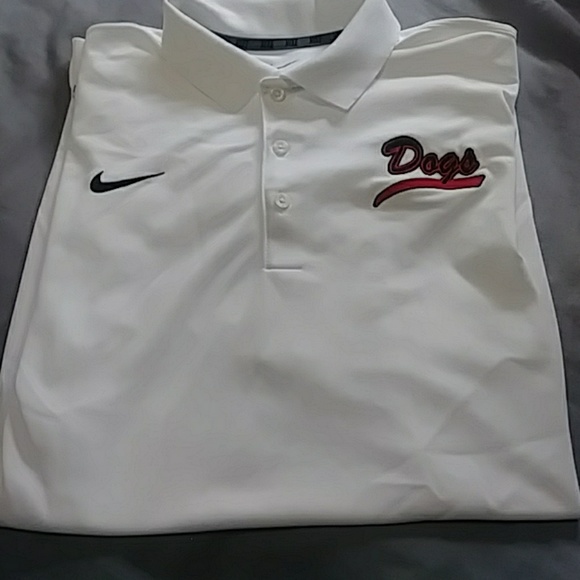 nike swoosh on right side of shirt